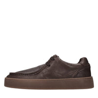 Stringate in pelle 