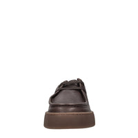 Stringate in pelle 