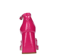 Décolleté in pelle lucida 