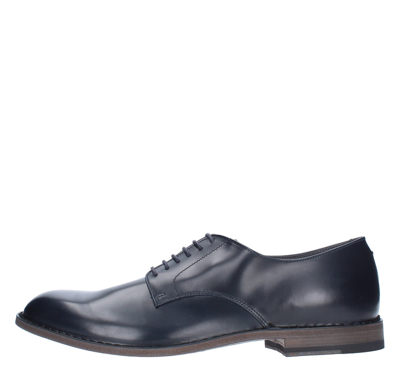 Stringate in pelle 