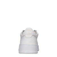 Sneakers in pelle 