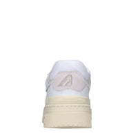 Sneakers in pelle e tessuto 