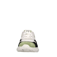Sneakers in multimateriale 