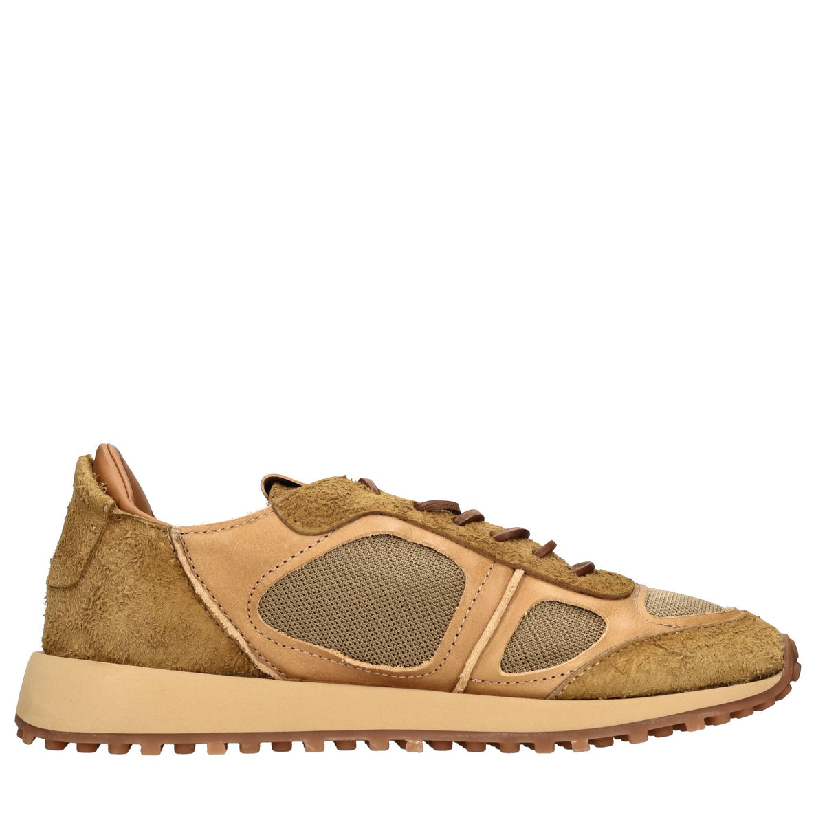 Sneakers in camoscio e tessuto 