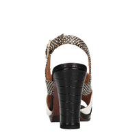 Sandali in pelle modello Aisa Ford 