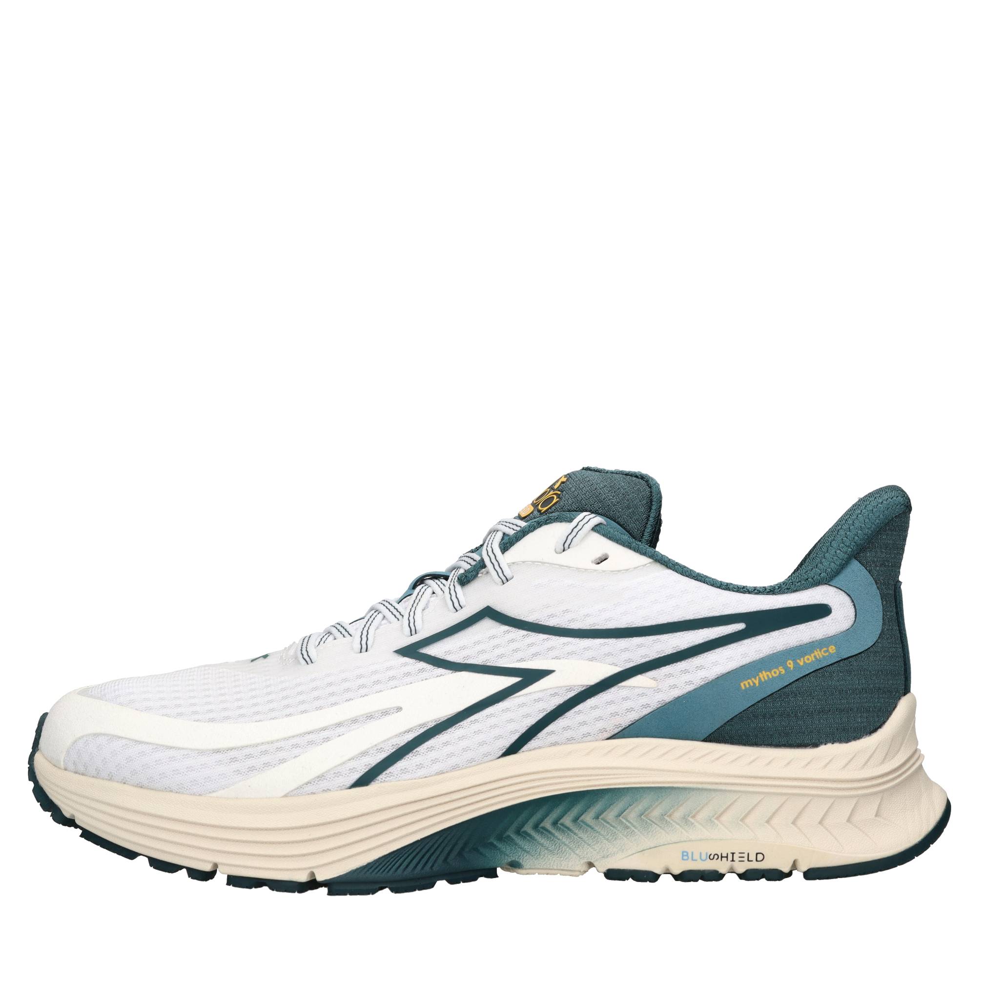 Sneakers in tessuto 