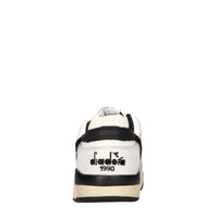 Sneakers in pelle 