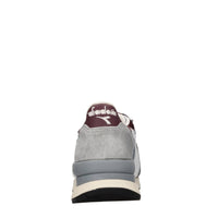 Sneakers in camoscio e tessuto 