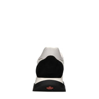 Sneakers in pelle e tessuto 