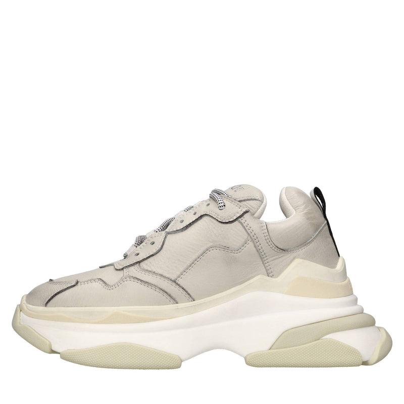 Sneakers in pelle 