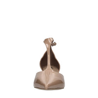 Décolleté slingback in vernice 