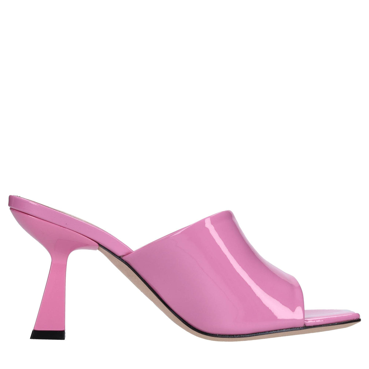 Mules in vernice 