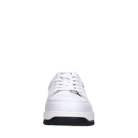 Sneakers in pelle 