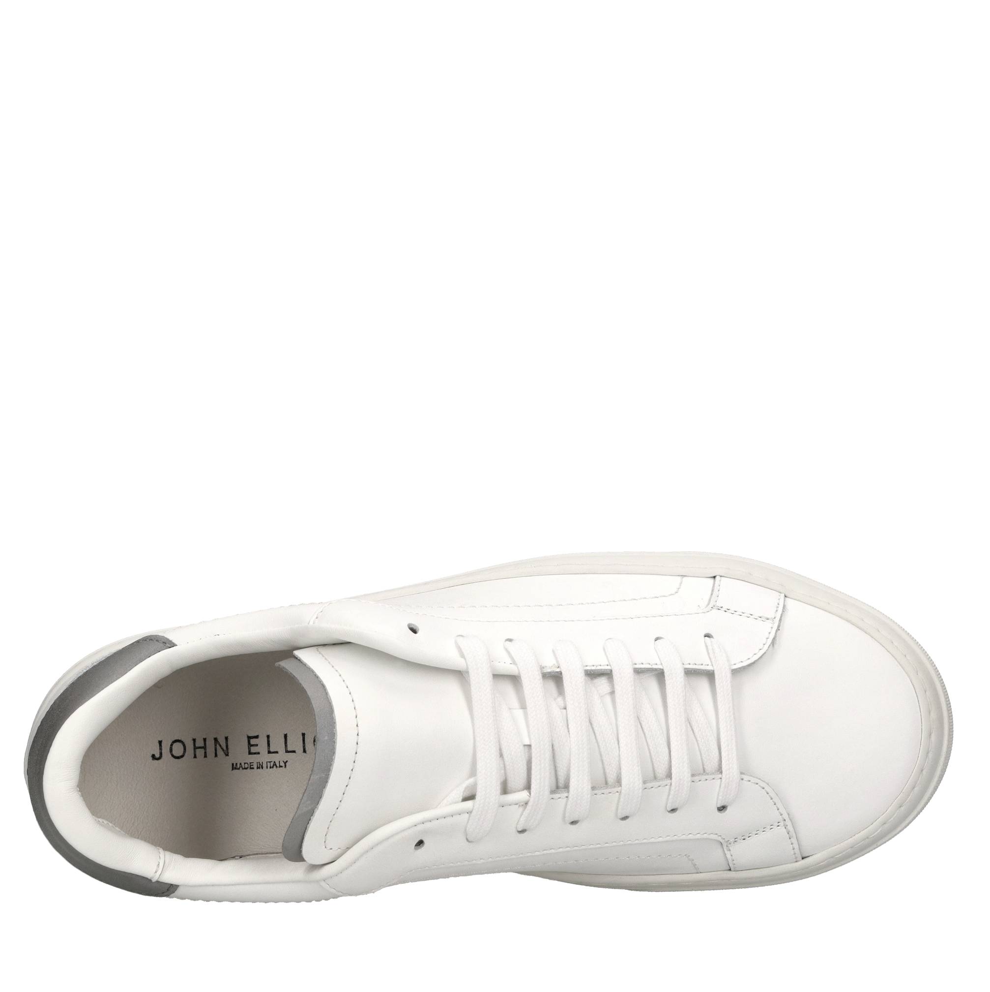 Sneakers in pelle 