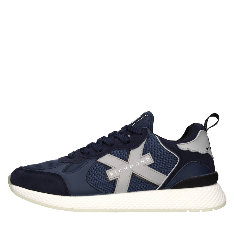 Sneakers in camoscio, ecopelle e tessuto 