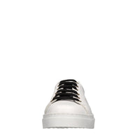 Sneakers modello IRIS in pelle 