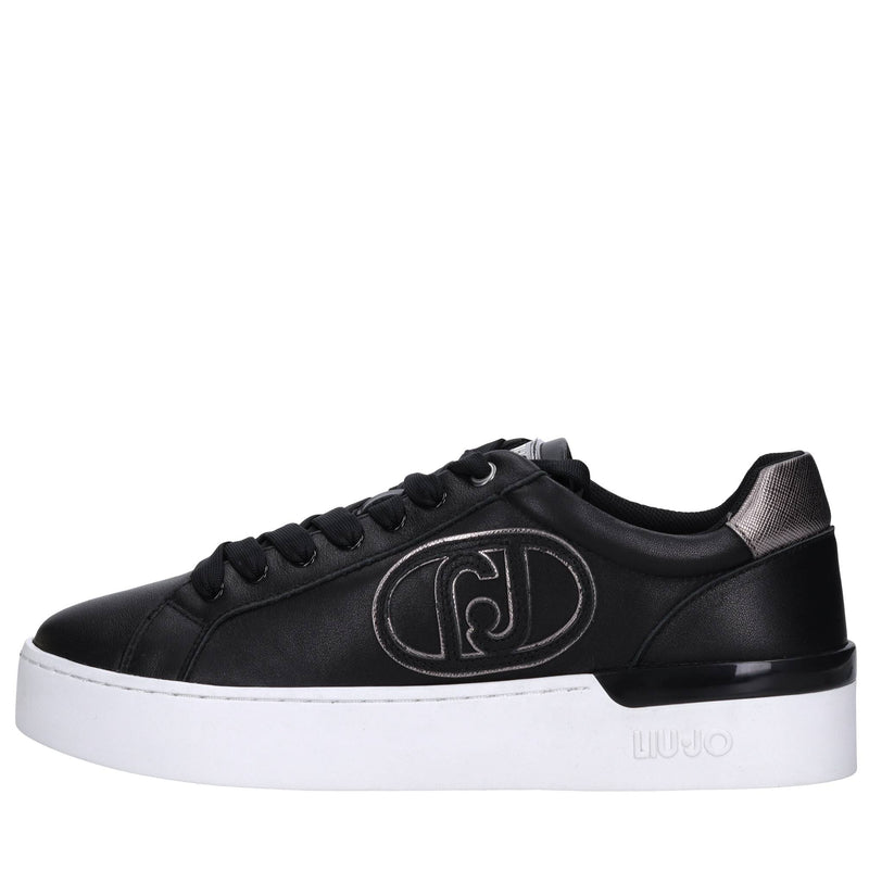 Sneakers in pelle ed ecopelle 