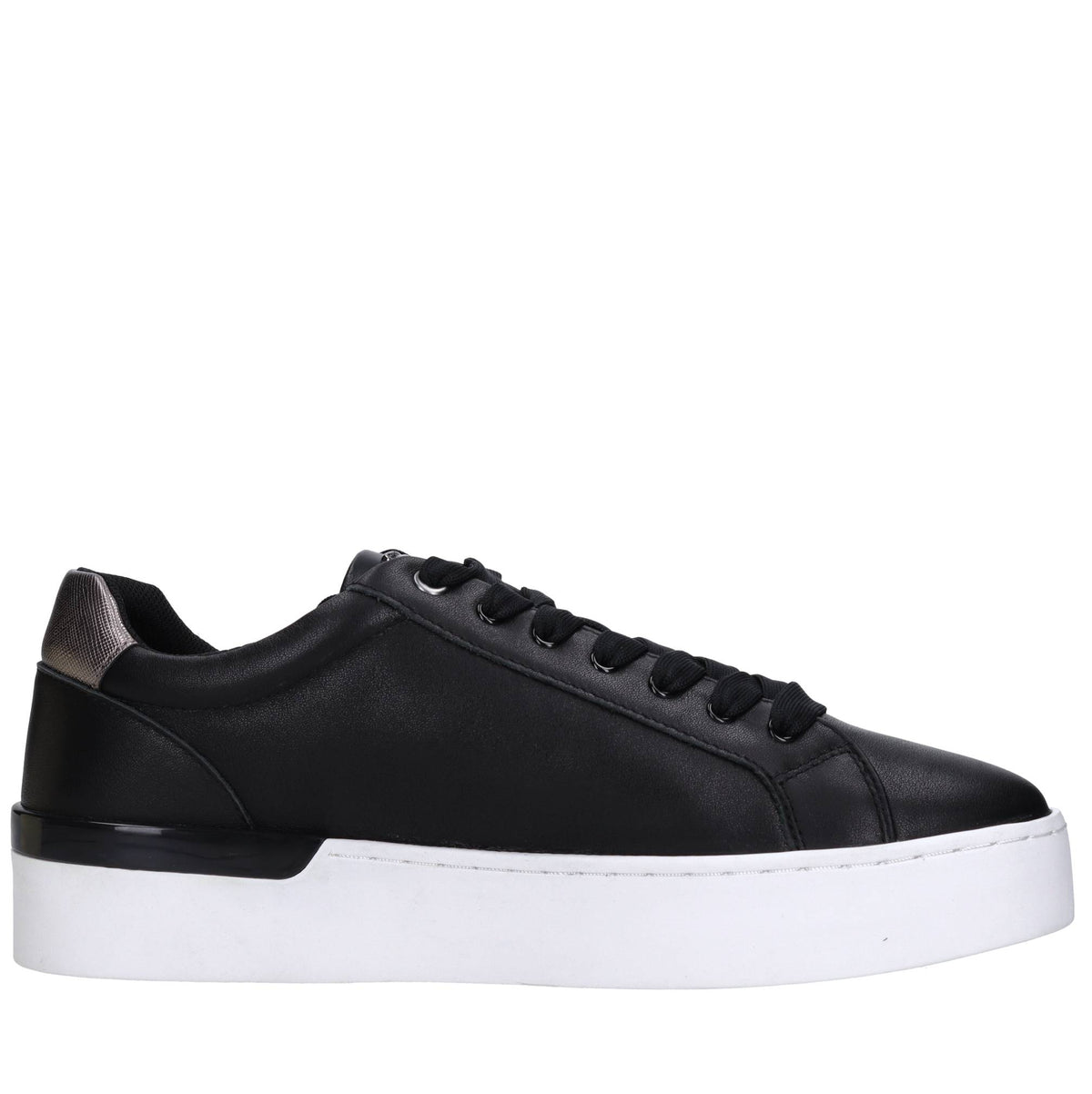 Sneakers in pelle ed ecopelle 
