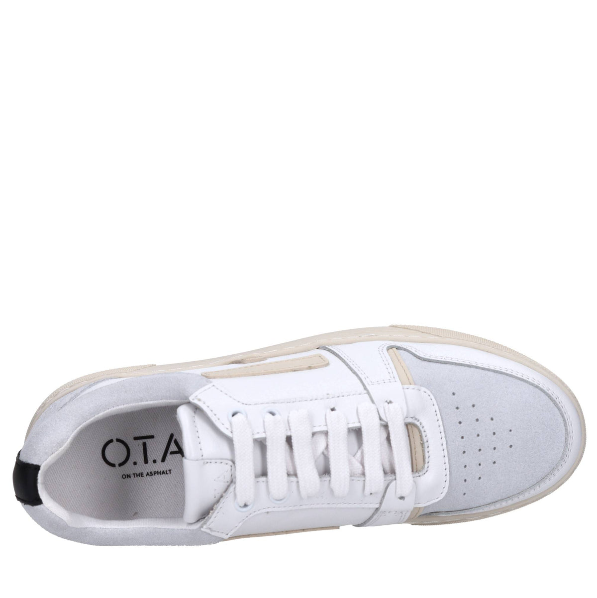 Sneakers in pelle 