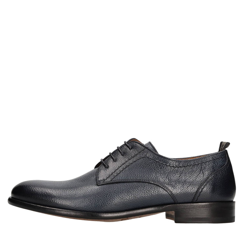 Stringate in pelle 