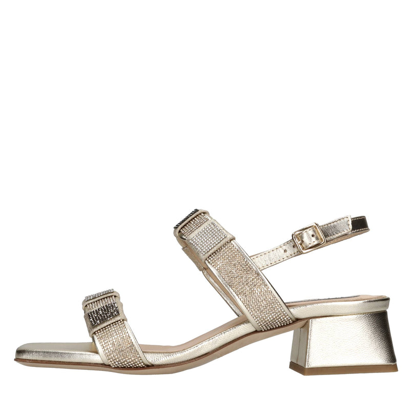 Sandali in pelle e strass 