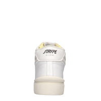 Sneakers in pelle e tessuto 