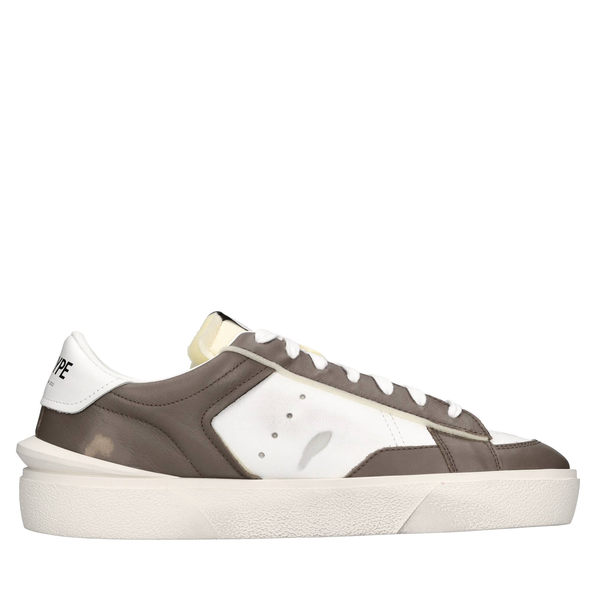 Sneakers in pelle e tessuto 
