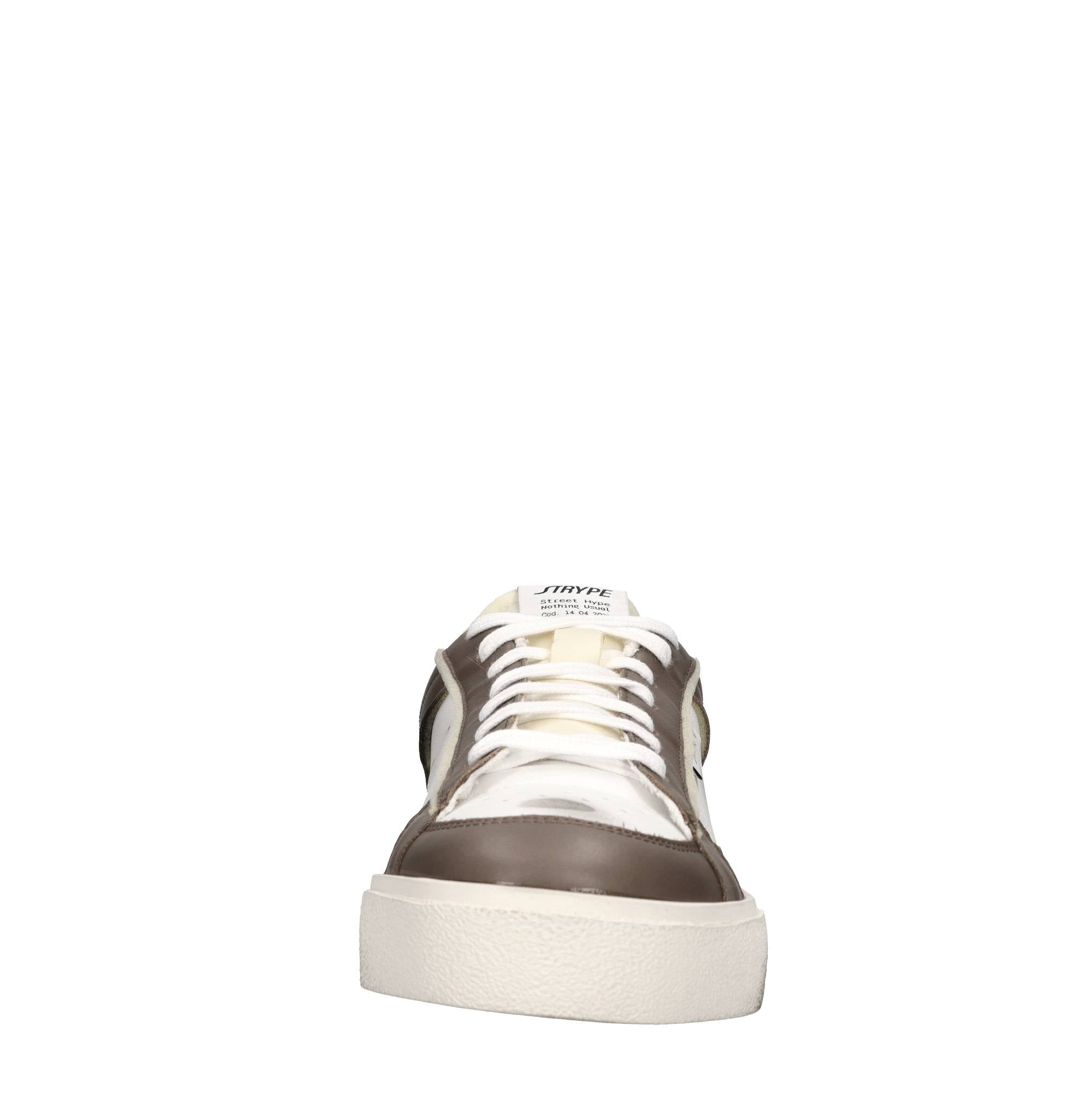 Sneakers in pelle e tessuto 