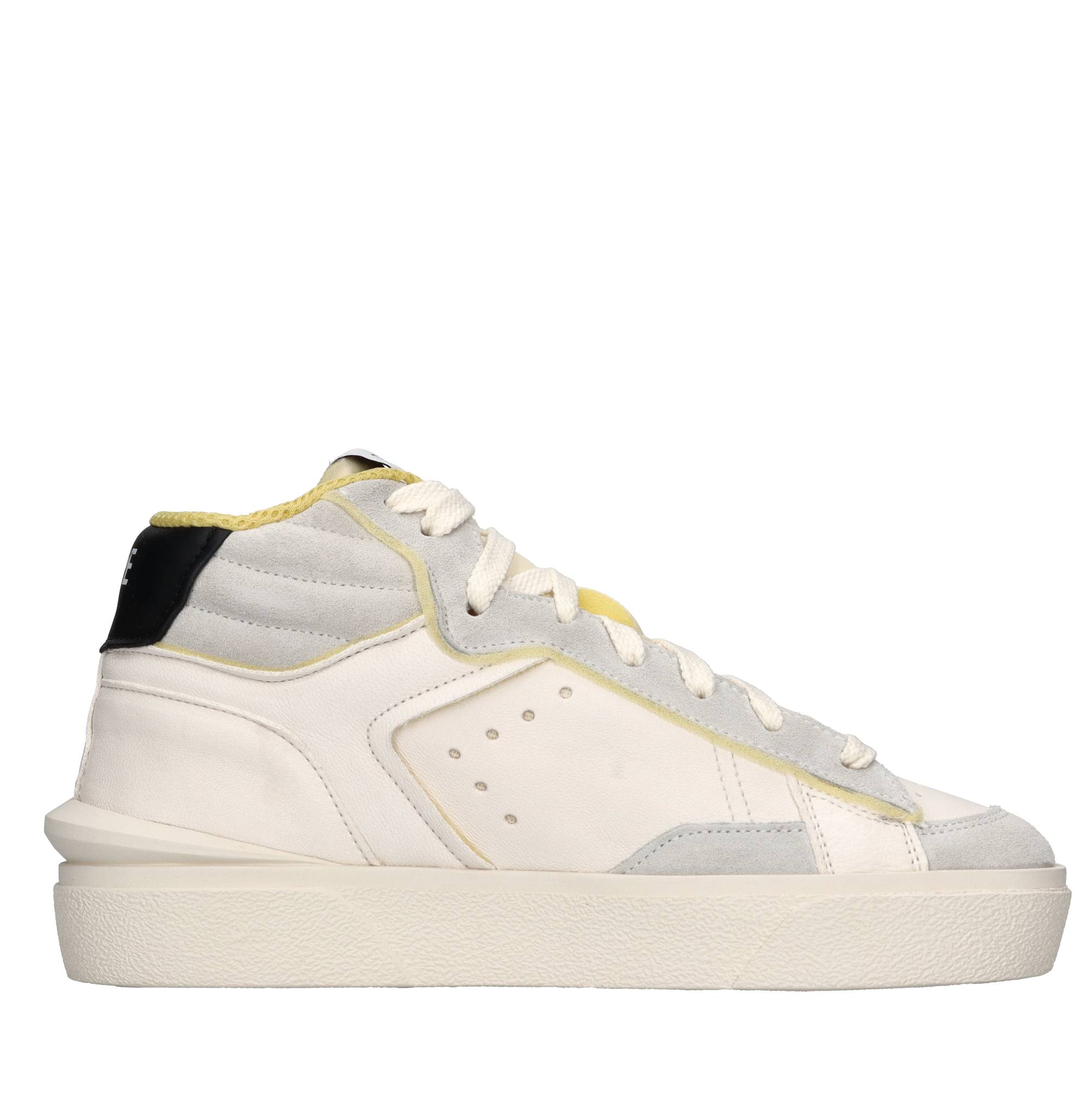Sneakers in pelle e tessuto 