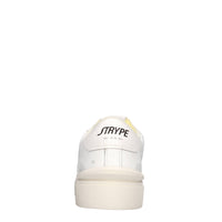 Sneakers in pelle e tessuto 