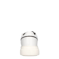 Sneakers in pelle 