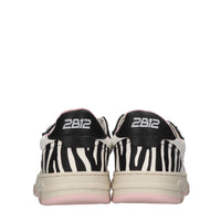 Sneakers in pelle 