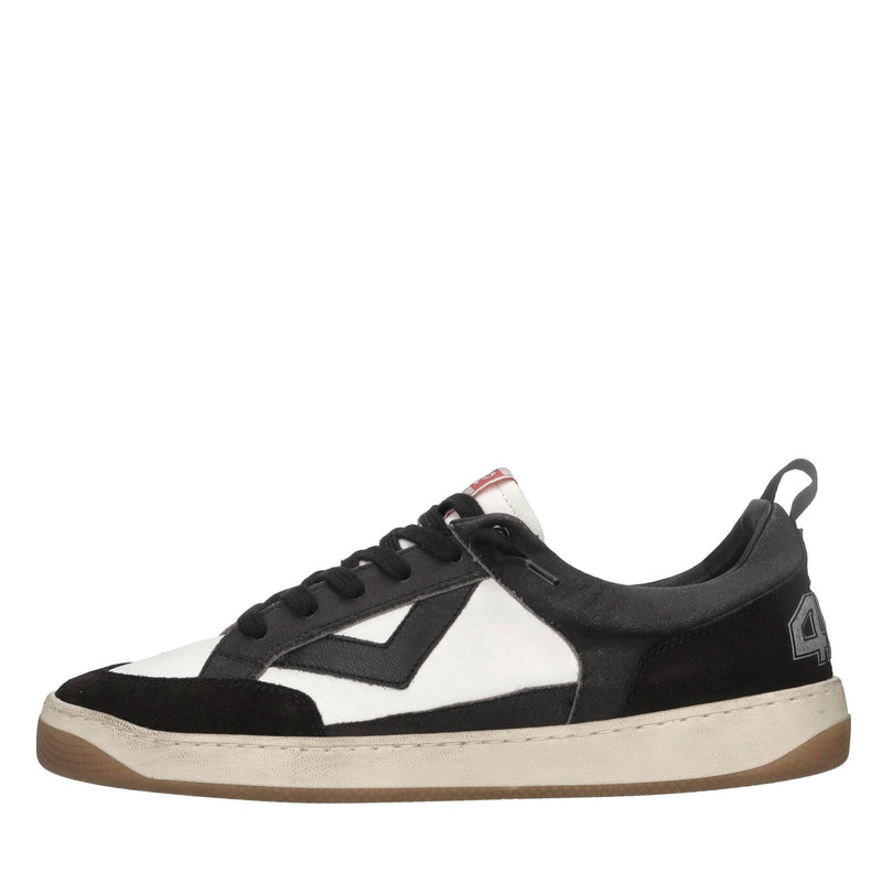 Sneakers in pelle 