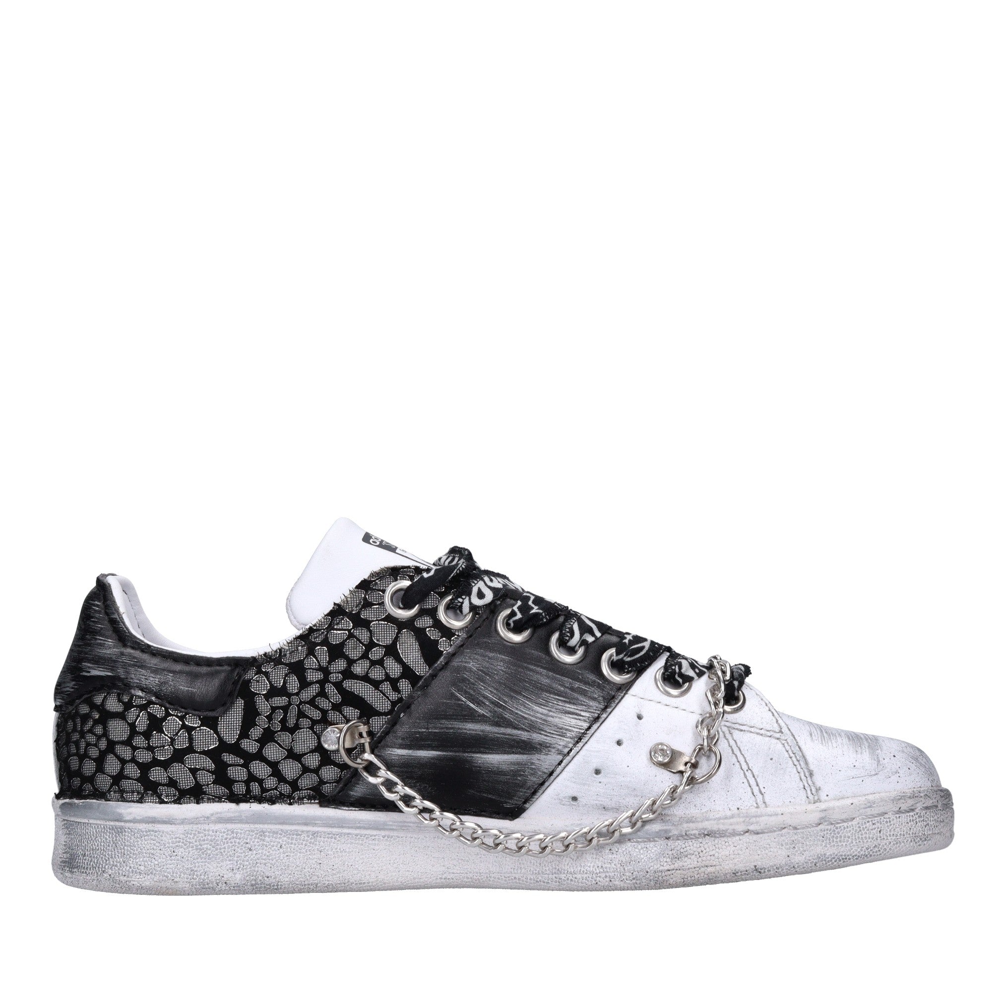 Sneakers in pelle e tessuto 