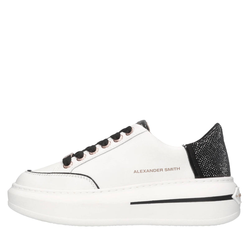 Sneakers in pelle,ecopelle e strass 