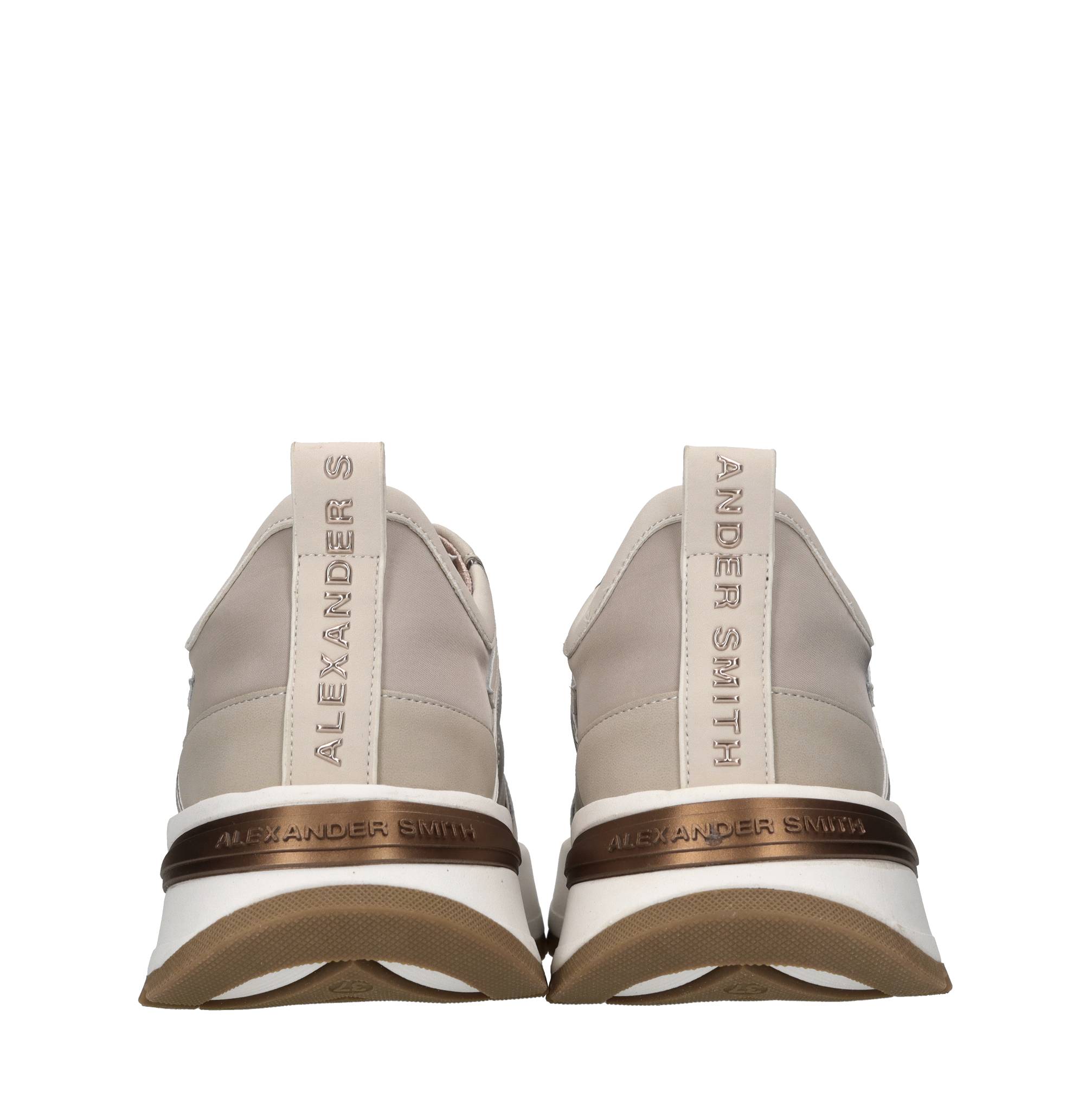 Sneakers in pelle, ecopelle e tessuto 
