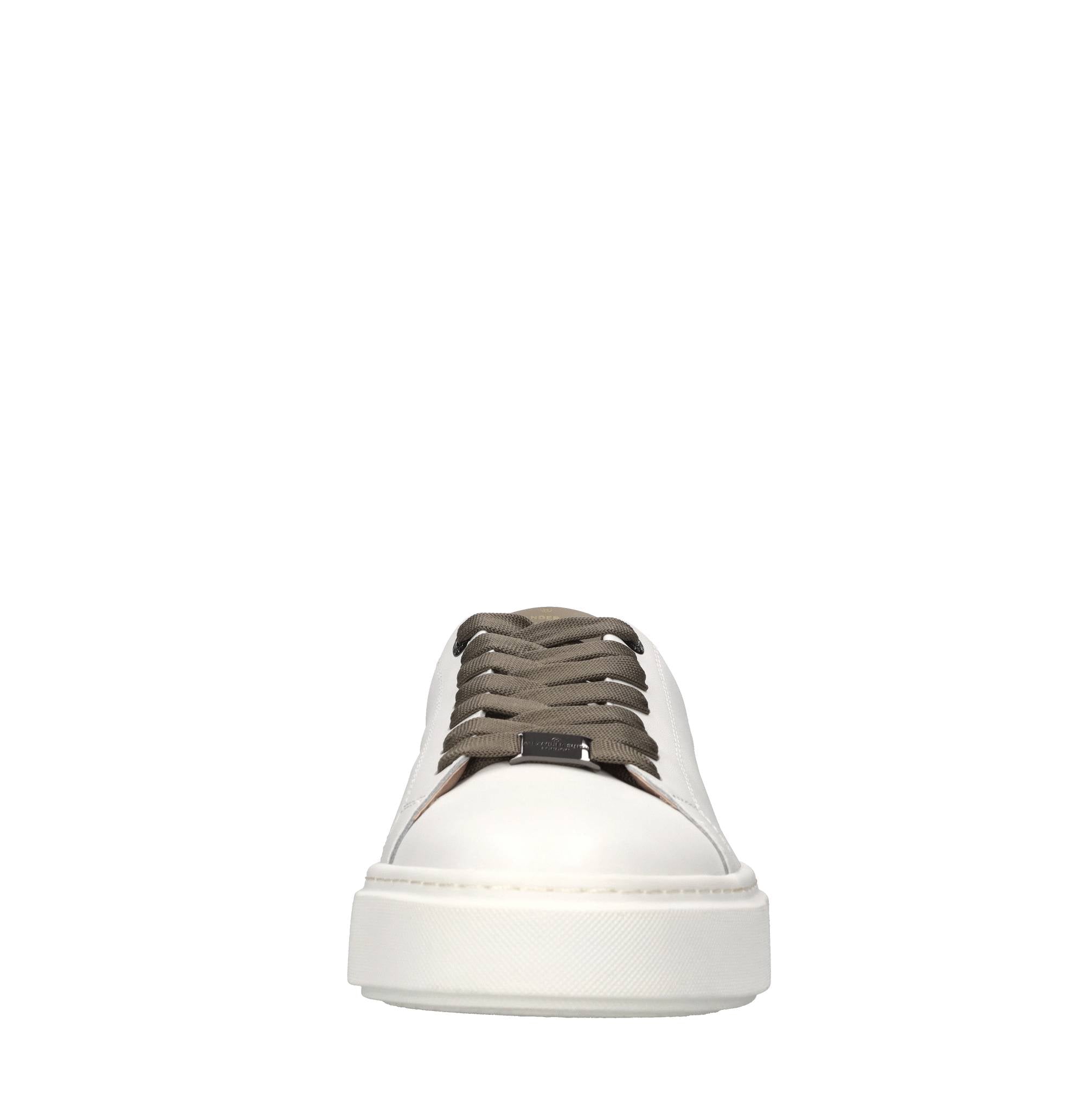 Sneakers in pelle ed ecopelle 