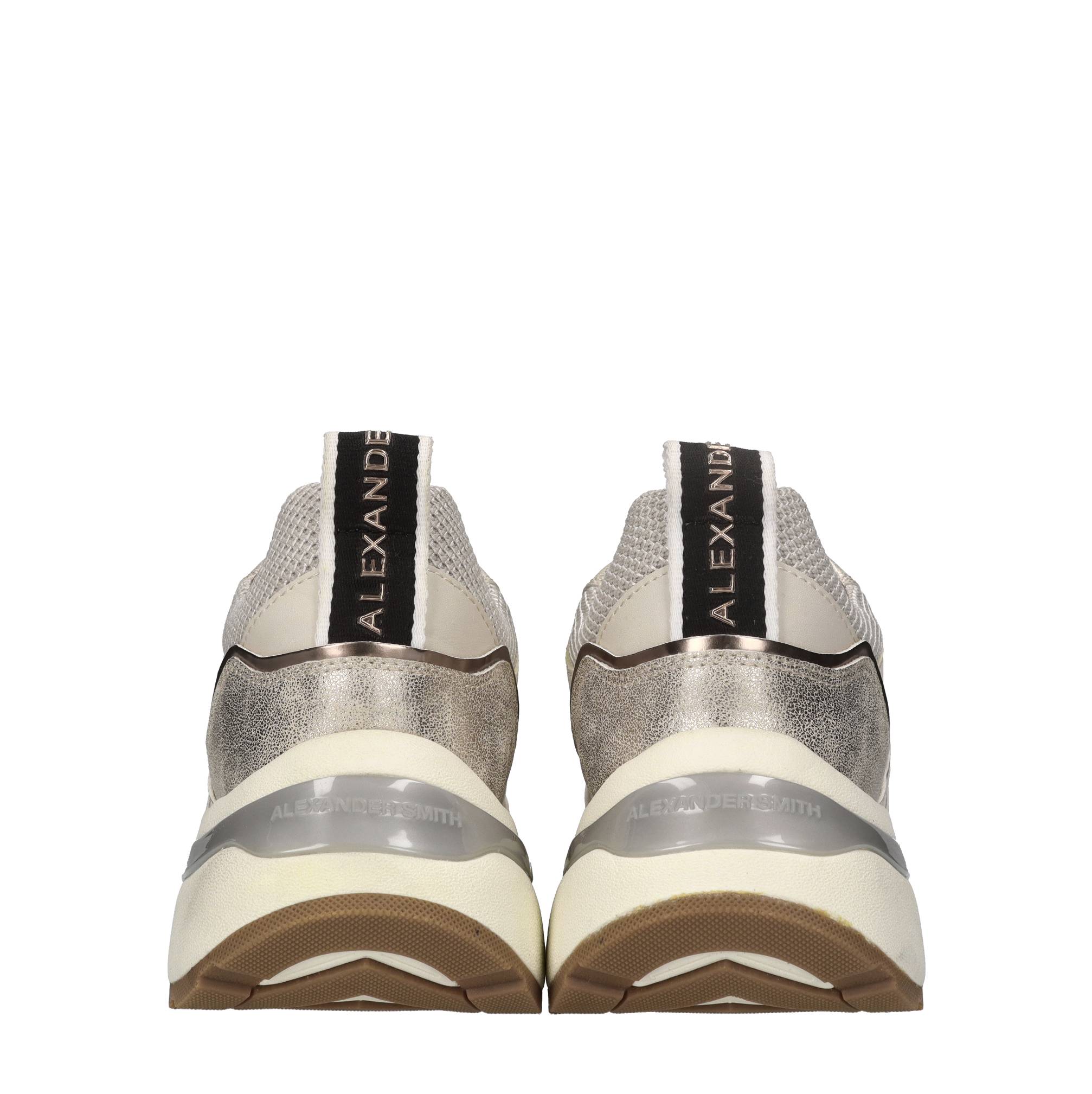 Sneakers in pelle, ecopelle e tessuto 