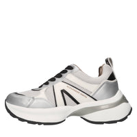 Sneakers in pelle, ecopelle e tessuto 