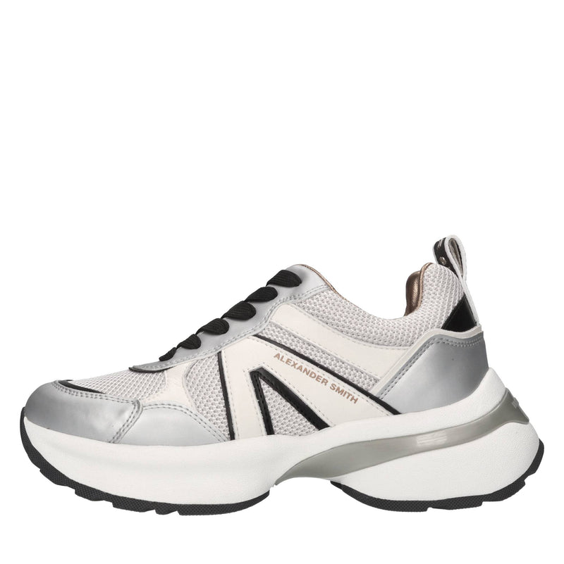 Sneakers in pelle, ecopelle e tessuto 