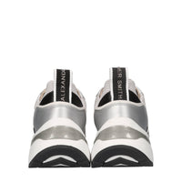 Sneakers in pelle, ecopelle e tessuto 