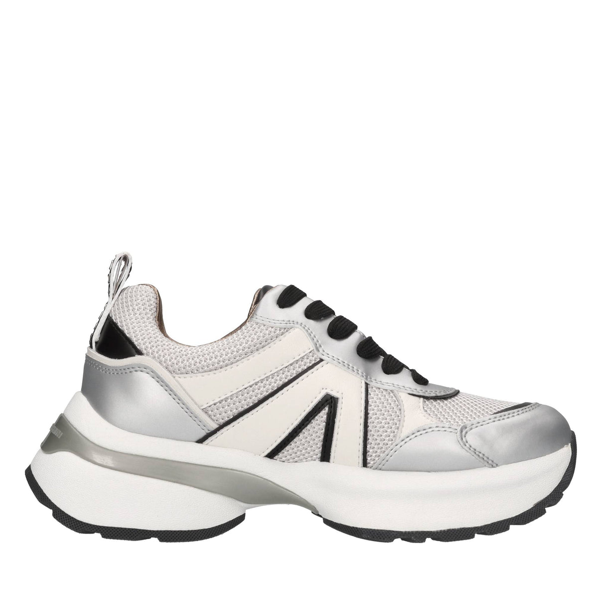Sneakers in pelle, ecopelle e tessuto 