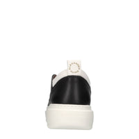 Sneakers in pelle ed ecopelle 