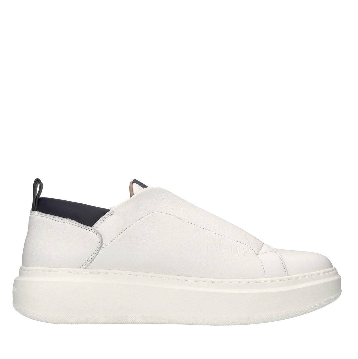 Slip-on  in pelle ed ecopelle 