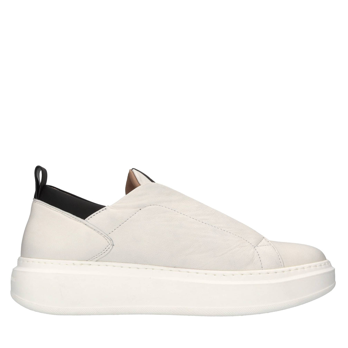 Slip-on  in pelle ed ecopelle 