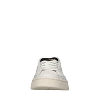 Sneakers in pelle 