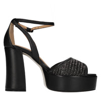 Sandali in pelle e rafia 