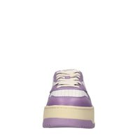 Sneakers in pelle 