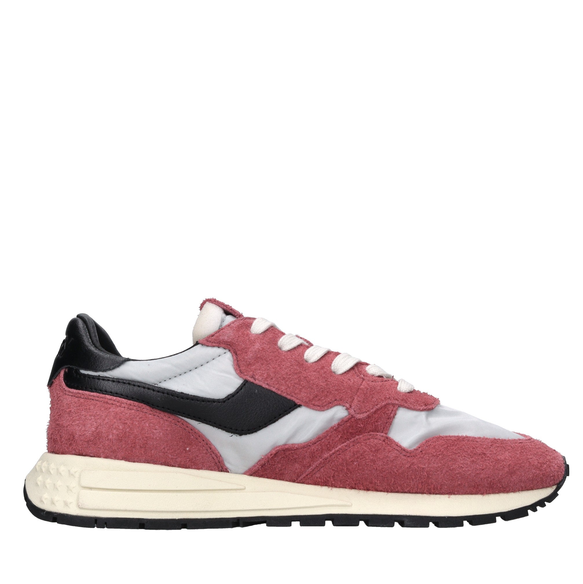 Sneakers in pelle camoscio e tessuto 