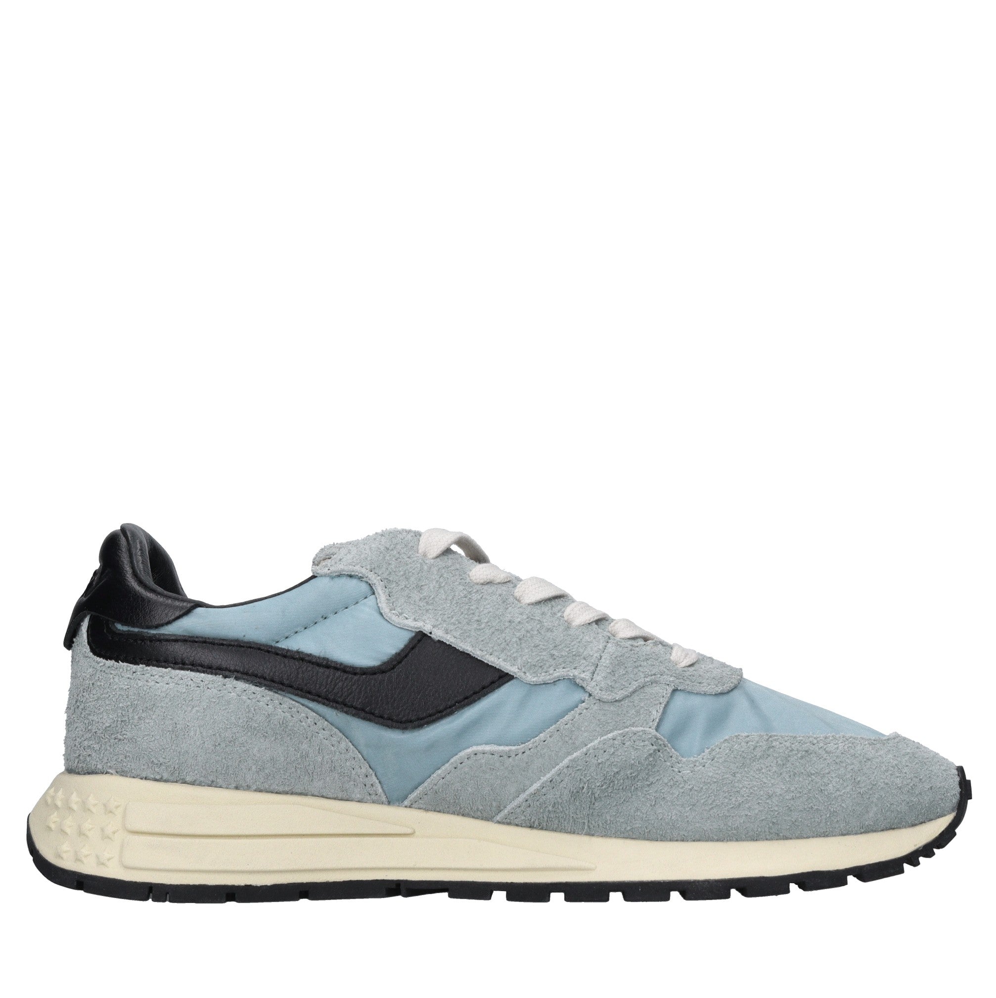 Sneakers in pelle camoscio e tessuto 